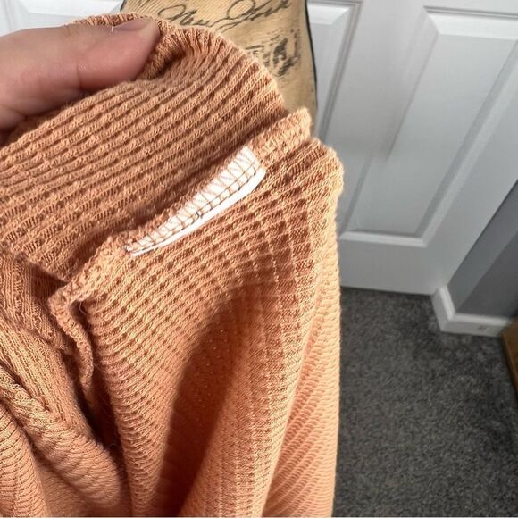 Sz M Billabong New Anyday Henley Top NWOT $56 MSRP - Picture 13 of 13